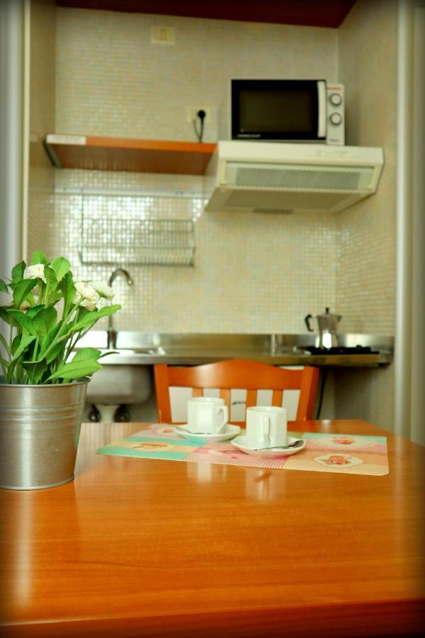 Villa Meli Lupi - Residenze Temporanee 파르마 외부 사진