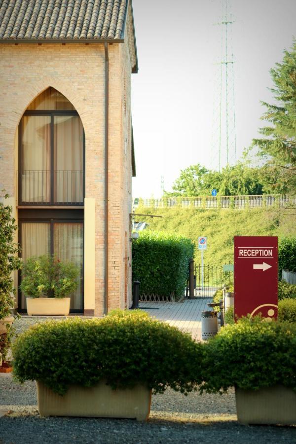 Villa Meli Lupi - Residenze Temporanee 파르마 외부 사진