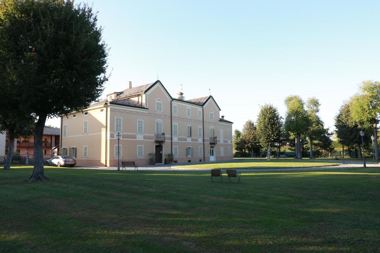 Villa Meli Lupi - Residenze Temporanee 파르마 외부 사진