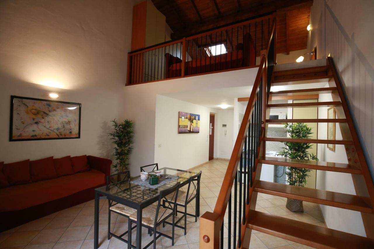 Villa Meli Lupi - Residenze Temporanee 파르마 외부 사진